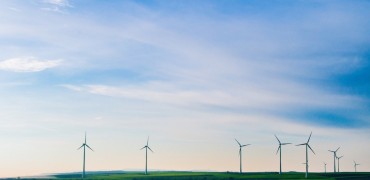 wind-turbine-1149604_1920